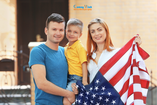 Có người thân ở mỹ có nên khai khi xin visa mỹ không - quang minh visa